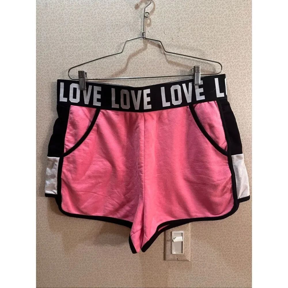No boundaries shorts